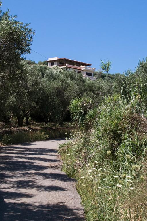 Alexandra Villa Stalos Bagian luar foto