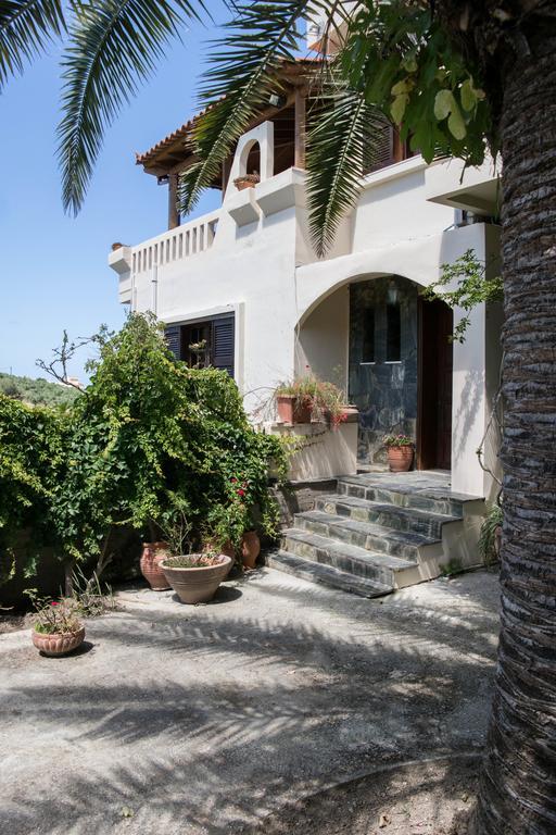 Alexandra Villa Stalos Bagian luar foto