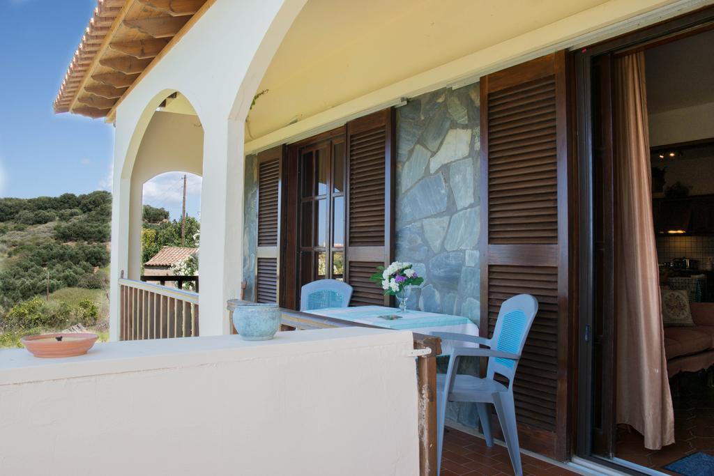 Alexandra Villa Stalos Bagian luar foto