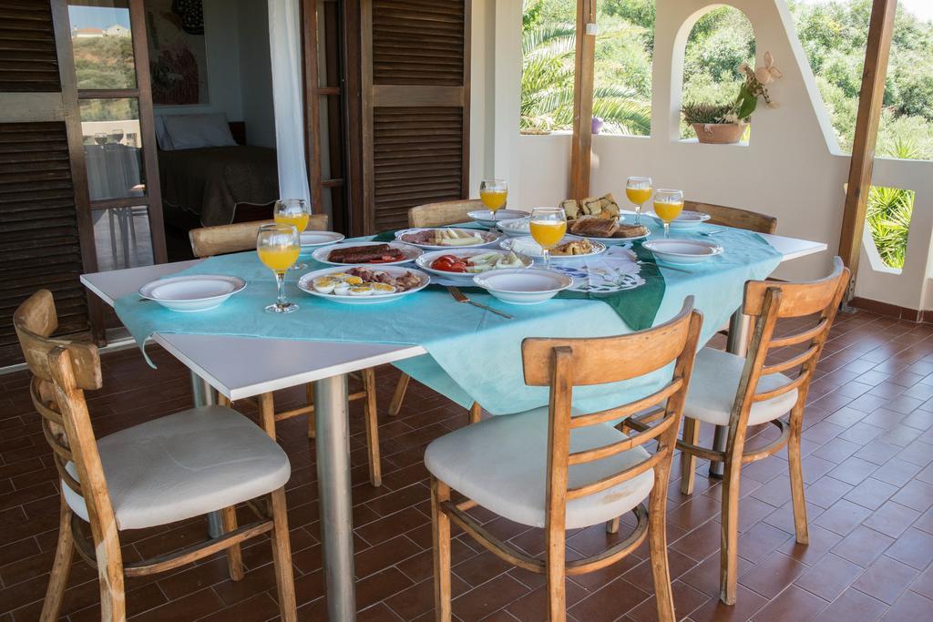 Alexandra Villa Stalos Bagian luar foto